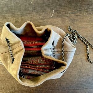 Hobo bag – Crossbody and small